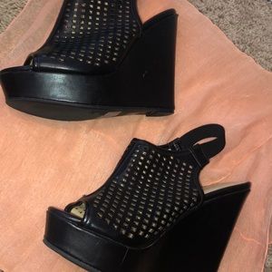 Cute Black Heels! Wedges!